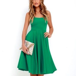 NWOT lulus green midi dress